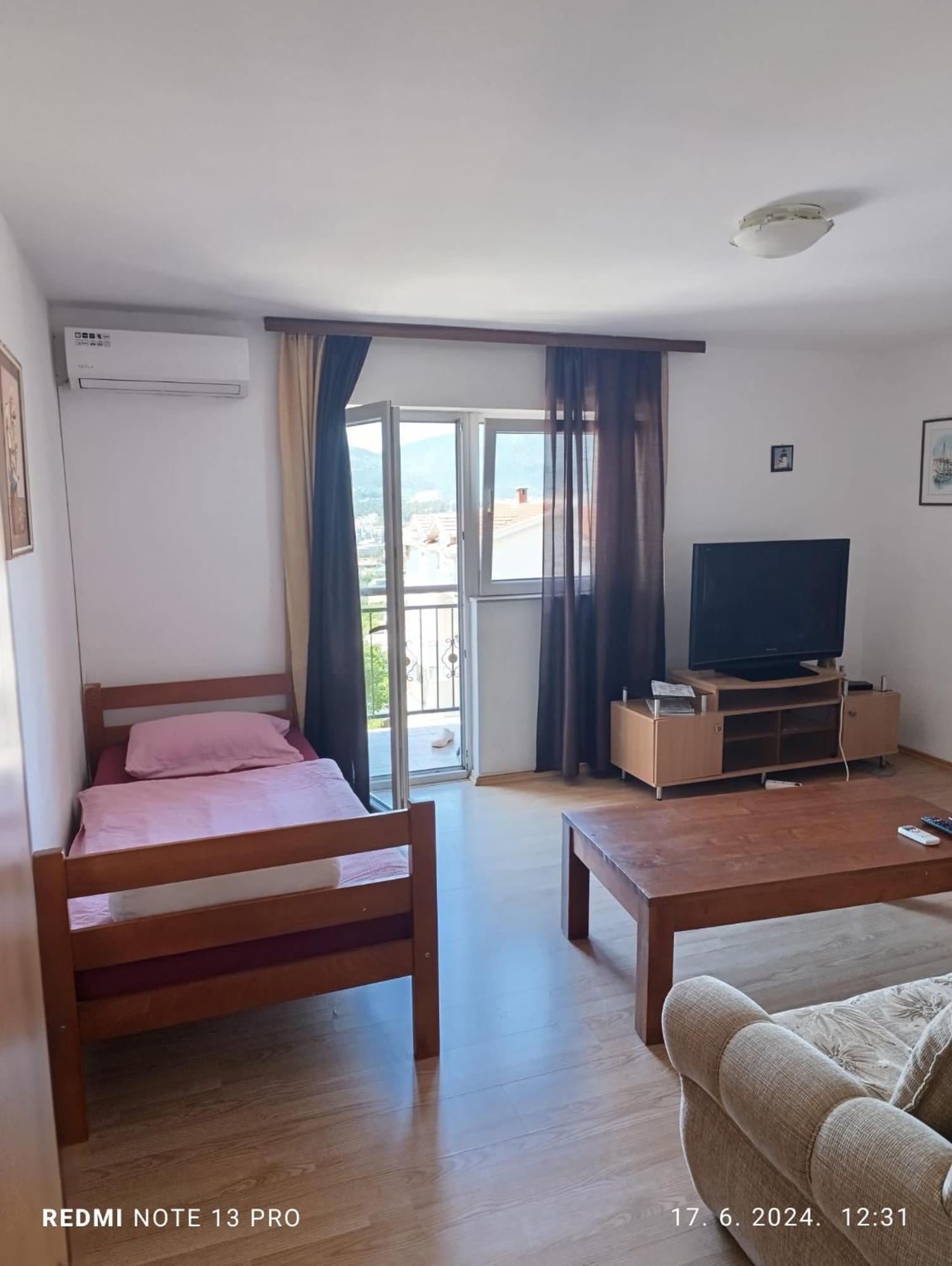 מוסטר Apartments Salute מראה חיצוני תמונה