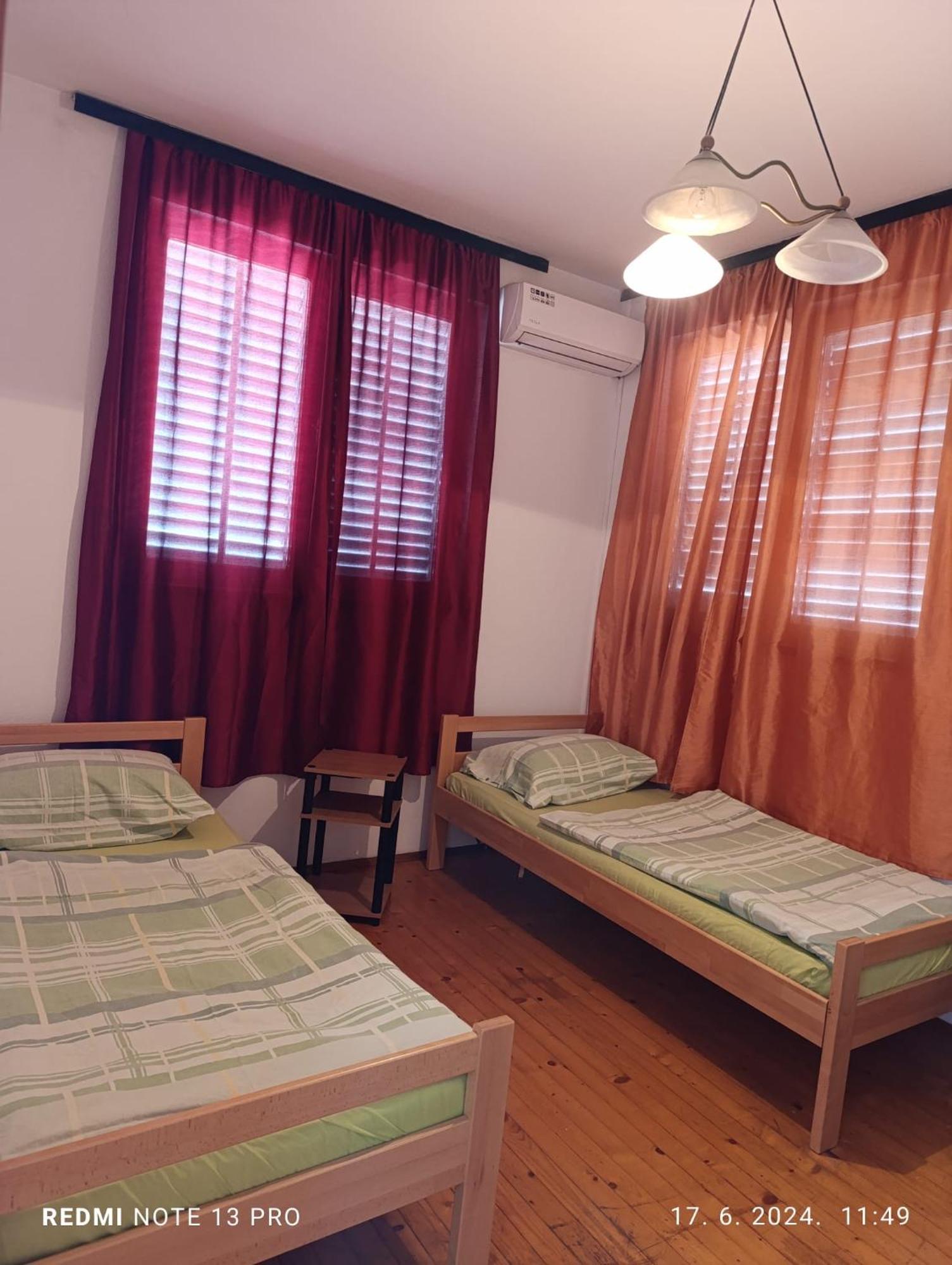 מוסטר Apartments Salute מראה חיצוני תמונה