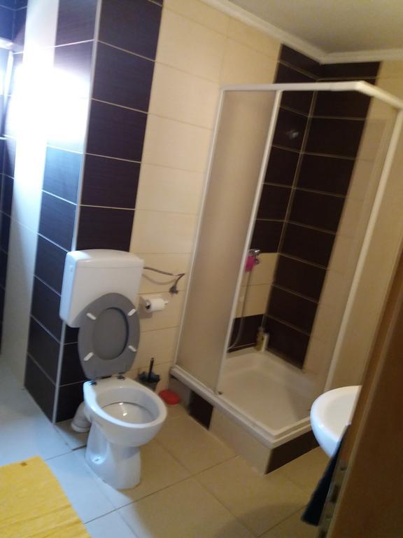 מוסטר Apartments Salute מראה חיצוני תמונה
